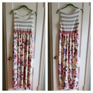 Eloges maxi dress sz M